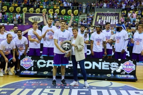 Chumi, protagonista absoluto del ascenso del Palencia, hace que haya dos murcianos en la élite