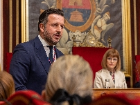 La licencia para la reforma de la casa del alcalde de Elche en el campo se otorgó en 2 meses, cuando la media es de 8