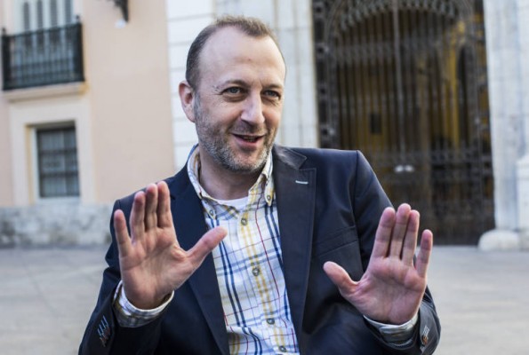 Alexis Marí pone en duda el criterio de la dirección nacional de C's