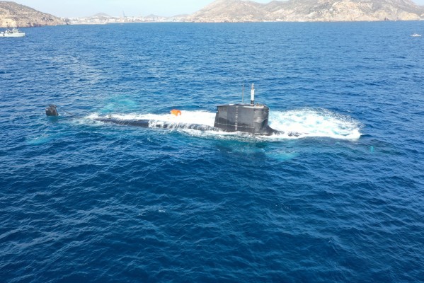 La inmersión, posada en el fondo y prueba de esclusa aceleran el camino del submarino S81 para su entrega a la Armada antes de fin de año