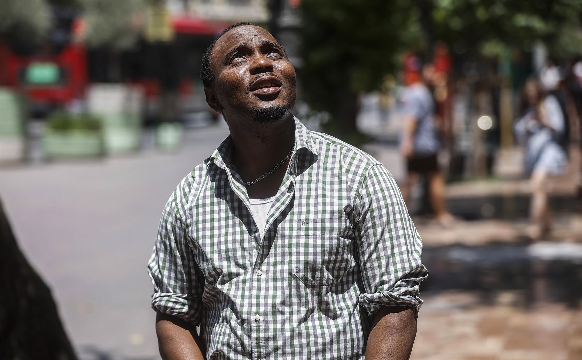 El presidente de Aquarius Supervivientes 2018, Moses Von Kallon - Foto: ROBER SOLSONA/EUROPA PRESS - 