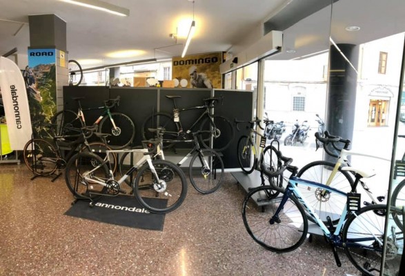 Emebikes sigue su expansión en Castellón: compra su tercera tienda y planea un gran 'flagship'
