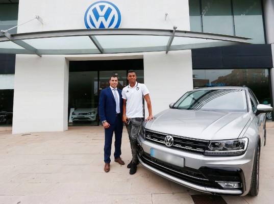 Santos y Doménech destacan la ilusión con la que esperan al Barcelona