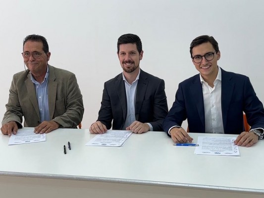 El PP, Centrats en la Pobla y CUPO
alcanzan un pacto en la Pobla de
Vallbona 