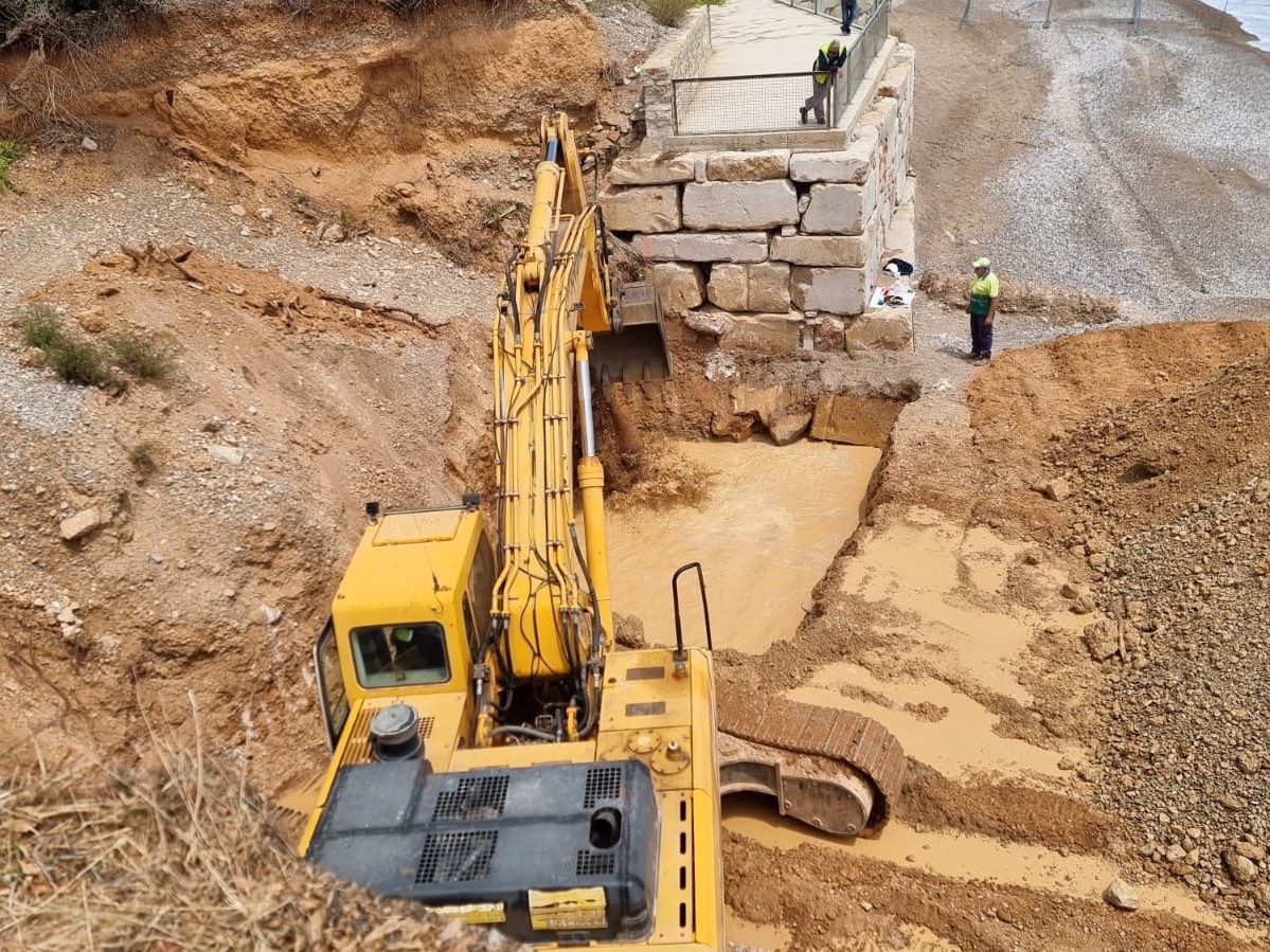 Costes inicia les obres de la passarel·la de la costa Nord de Benicarló desprès del temporal de febrer