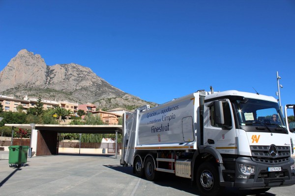 Finestrat vuelve a convocar las ayudas del 100% del recibo de la basura