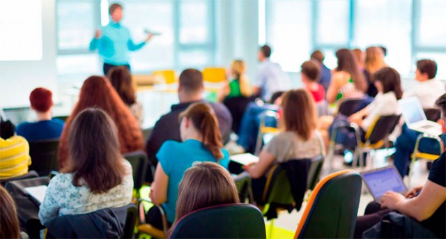 Estatuto del Becario: una reforma exprés al margen de Educación
