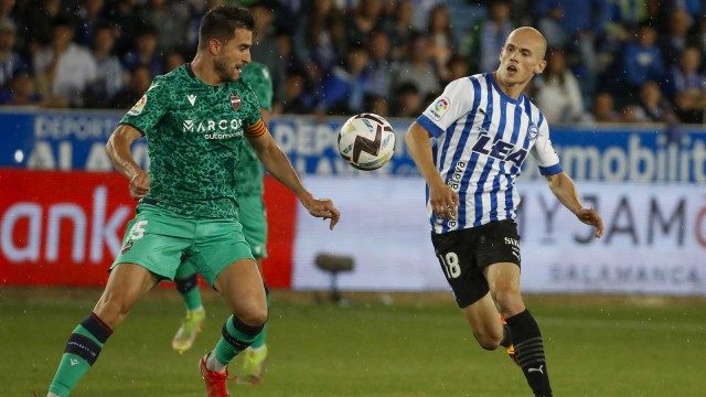 Hernández Maeso arbitrará el definitivo Levante-Alavés