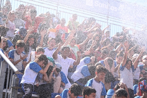 El BBVA Open Internacional de Valencia vive el debut de cuatro valencianas con tormenta al final del día
