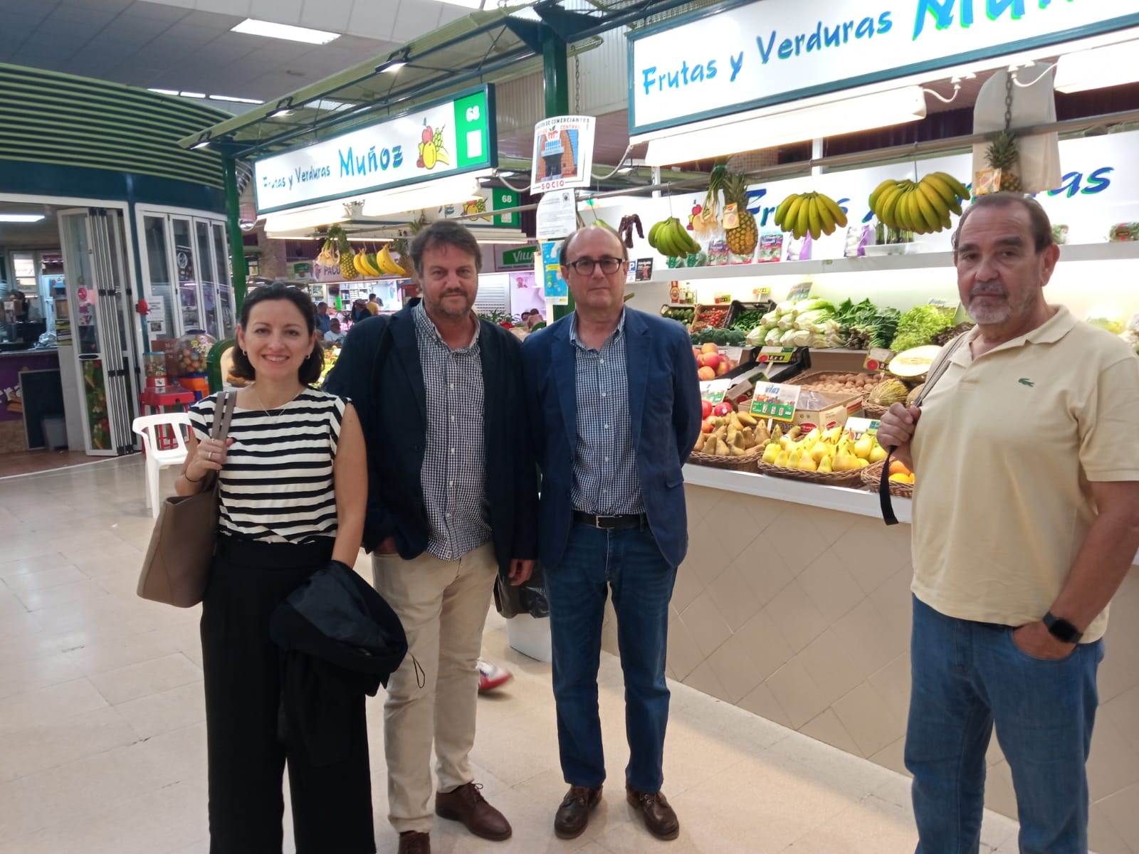 Elda realiza estudios técnicos para impulsar y mejorar los mercados municipales