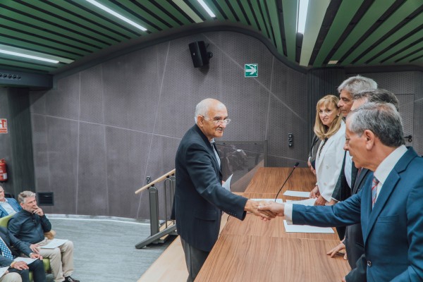 Así será la primera sesión de la legislatura: Alberto Garre presidirá la Mesa de Edad