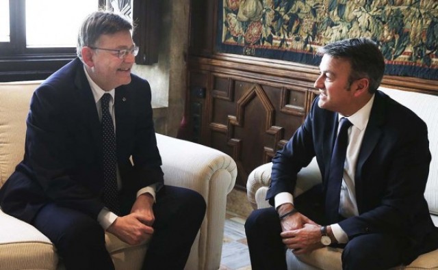El PSPV, dividido ante la abstención del PSOE al Gobierno de Rajoy