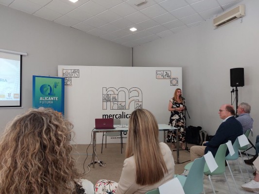  Alicante Futura reúne a siete 'startups' en una jornada de
innovación alimentaria en Mercalicante