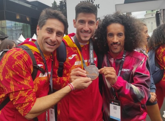 Álex García Carrillo gana el bronce con España en el Mundial de trail running en Austria 