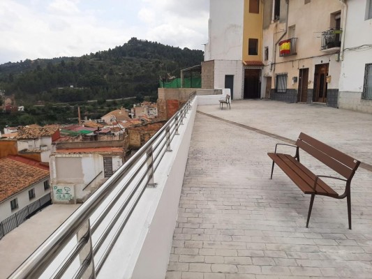 Los vecinos de Buñol desalojados por el derrumbe regresan a sus viviendas