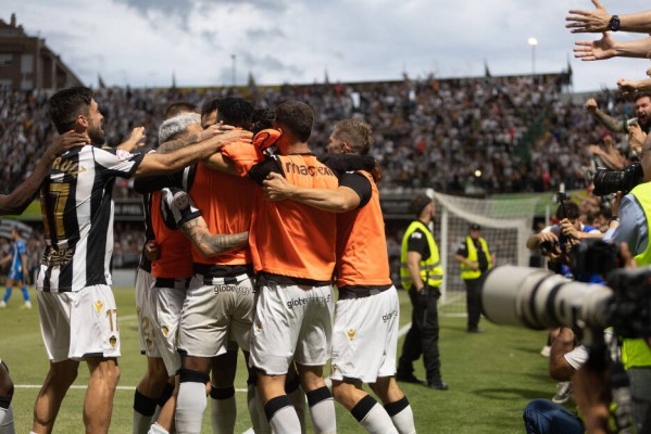 El Castellón abrirá la final ante el Alcorcón en Castalia este domingo y la cerrará el sábado 24
