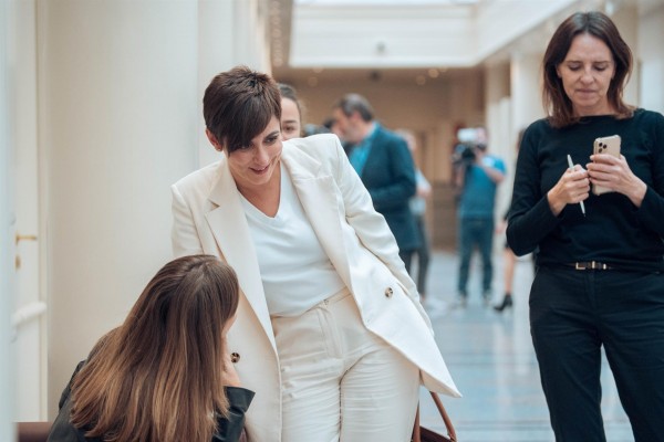 La Generalitat acepta modificar varias leyes para evitar el recurso del Gobierno al Constitucional