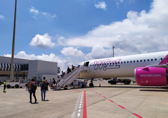 El aeropuerto de Castellón refuerza las rutas de Bucarest y Katowice con un tercer vuelo