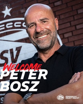 Peter Bosz firma con el PSV Eindhoven como entrenador para los tres próximos años
