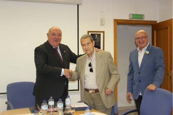 Antonio Soriano, nombrado presidente de honor del Consejo Autonómico Valenciano de Agentes Comerciales