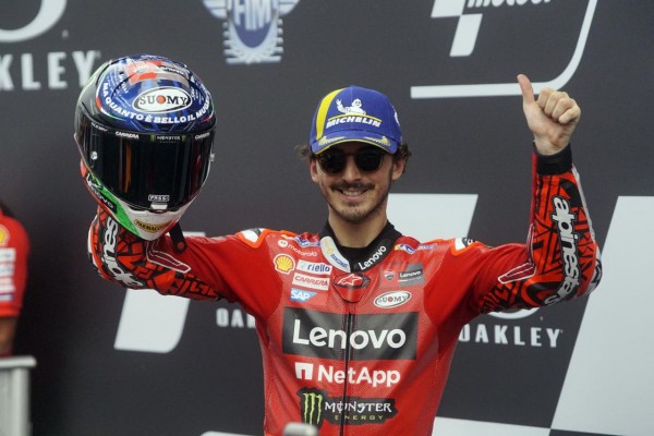 Bagnaia suma tres triunfos, aumenta su ventaja en el mundial y lidera la supremacía Ducati