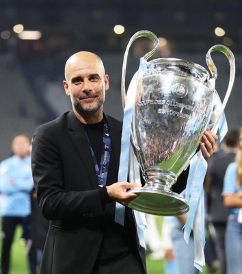 Guardiola, primer entrenador con dos tripletes