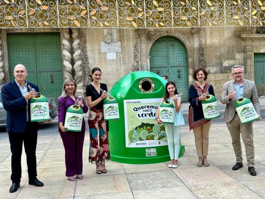 Alicante fomenta el reciclaje de vidrio con la campaña 'Estas hogueras, queremos ponerte verde'