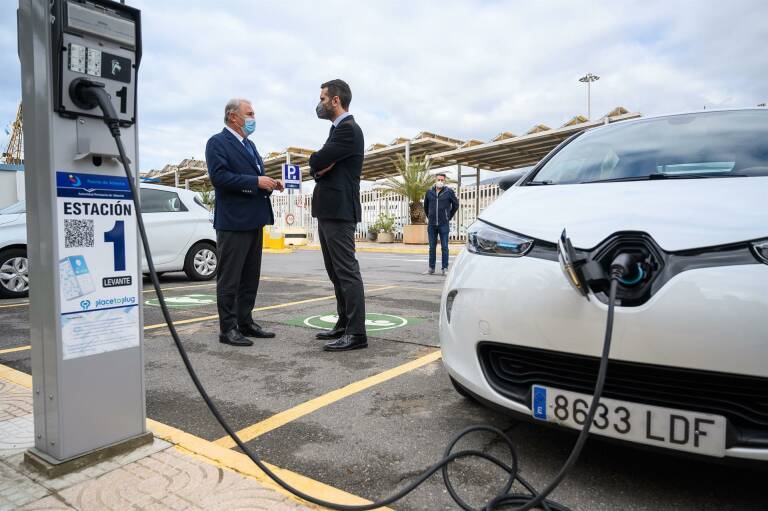 Europa reduciría un 42,8 % sus emisiones con un 41 % de eléctricos en circulación en 2035