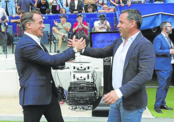 Calleja y Luis García, vidas cruzadas en València y Vitoria
