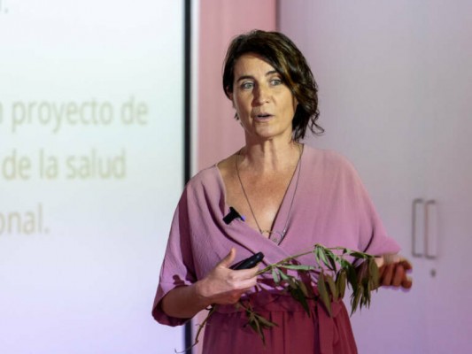 Ginevitex planea ampliar producción y gama de sus productos para aliviar desajustes hormonales 