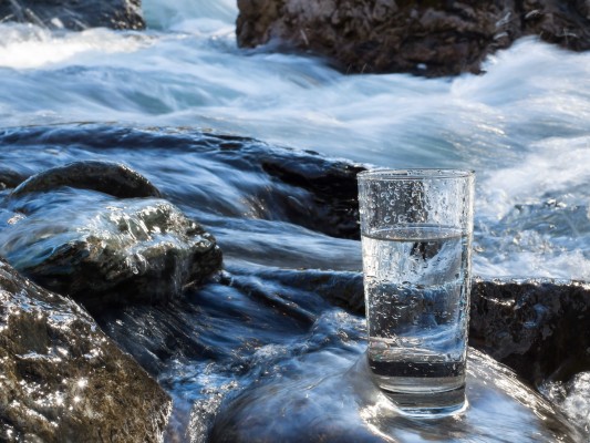 Maridaje gastronómico y aguas minerales (sí, es posible)