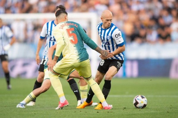 El Alavés elimina al Eibar y se cita con el Levante en la final por el ascenso a primera