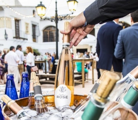 El vino Cesilia Rosé de Novelda consigue una medalla de plata de los prestigiosos premios Baco