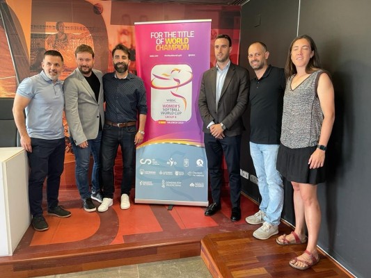València se prepara para acoger la Copa Mundial de sófbol femenino
