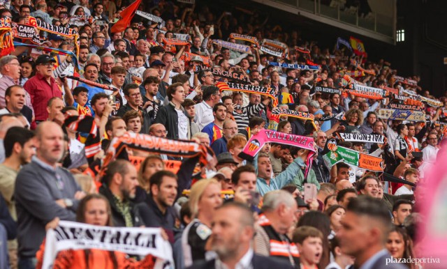 La plataforma 'Un nuevo Valencia' se dirige a los patrocinadores del club