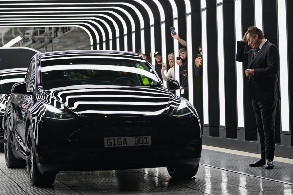 Desvelado el misterio: Tesla es la firma que quiere instalar una fábrica de coches eléctricos en Valencia