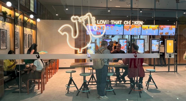 El pollo de Louisiana llega a Elche con la primera apertura de Popeyes en L'Aljub