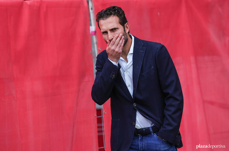 Primera toma de contacto positiva entre el Valencia CF y Rubén Baraja