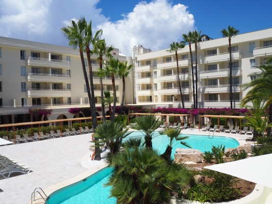 La cadena hotelera Intur aterriza en las Baleares: Hotel Rosella abre sus puertas en Mallorca