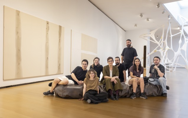 La generación de los 90 sacude el IVAM

