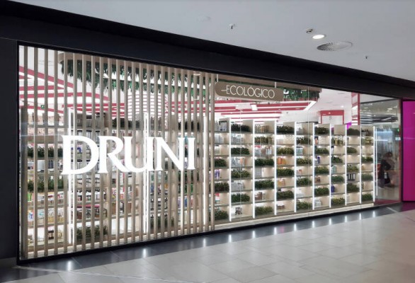 Quién es Sonae, el grupo portugués que ha 'fusionado' sus perfumerías con Druni	