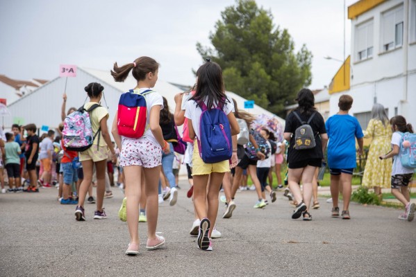 La propuesta de Educación sobre el inicio de curso provoca un 'choque' de reacciones en Castelló