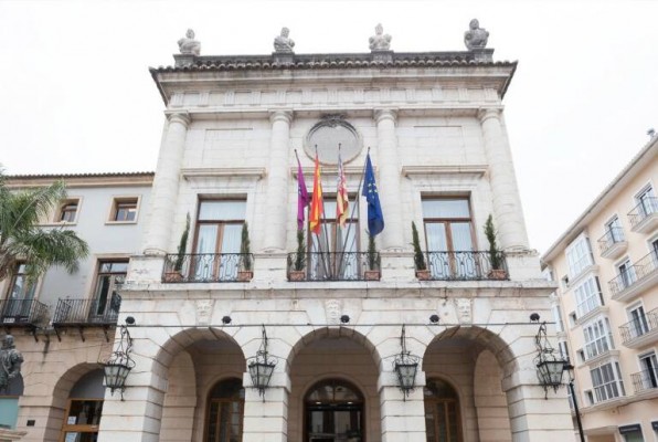 Mayoría simple o pactos, fórmulas para constituir el futuro gobierno de doce ayuntamientos de la Safor 