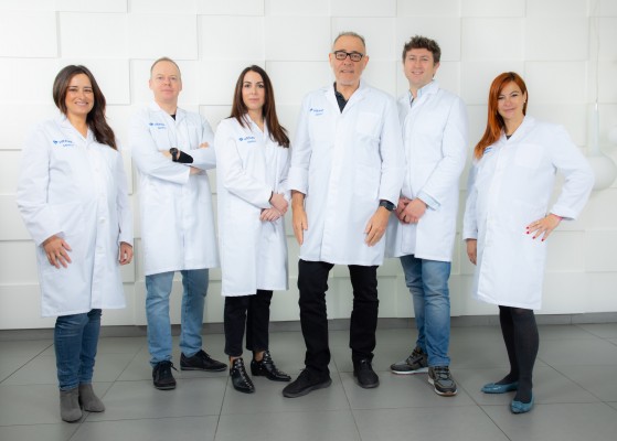  El 25% de los pacientes con implantes dentales desarrolla un proceso inflamatorio a medio plazo