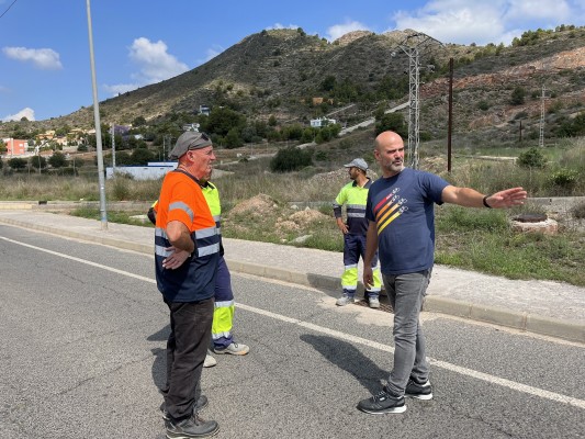 La Vall d'Uixó inicia la acera y carril bici entre el barrio Carbonaire y el Paratge de Sant Josep