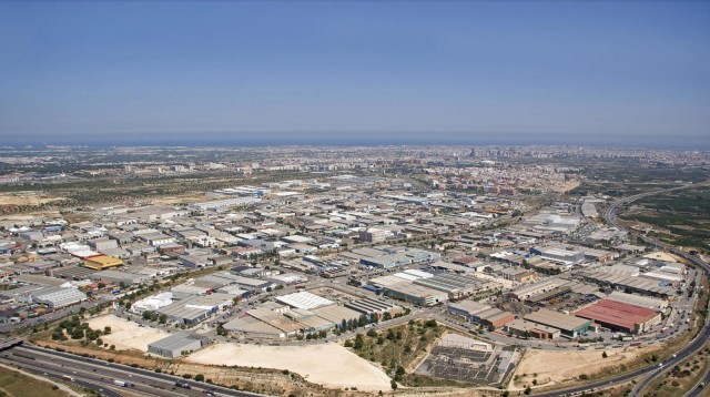 Paterna renueva y aumenta hasta los 100.000 euros el convenio con Fuente del Jarro 
