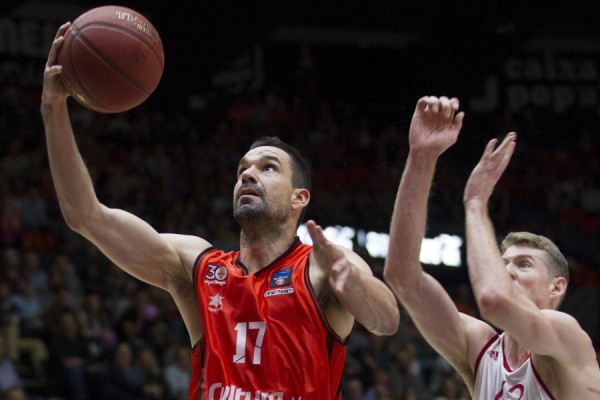 El Valencia Basket busca conquistar la pista del Obradoiro