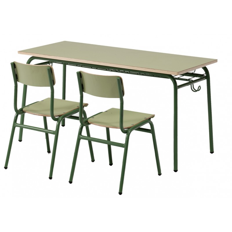 Los históricos pupitres de la firma valenciana Federico Giner diversifican su clientela