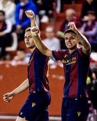 El Levante se desata: tantos goles en tres partidos como en los tres meses anteriores