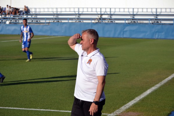 El Águilas FC renueva al entrenador Sebas López tras subir a Segunda RFEF 